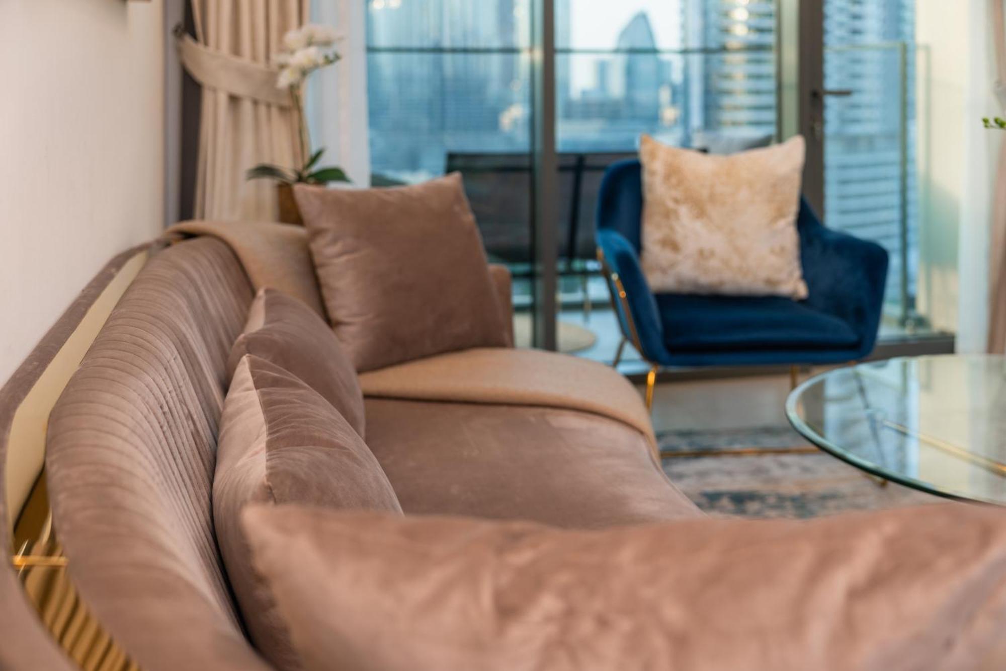 Prime Retreats @ Burj Royale By Emaar Апартаменти