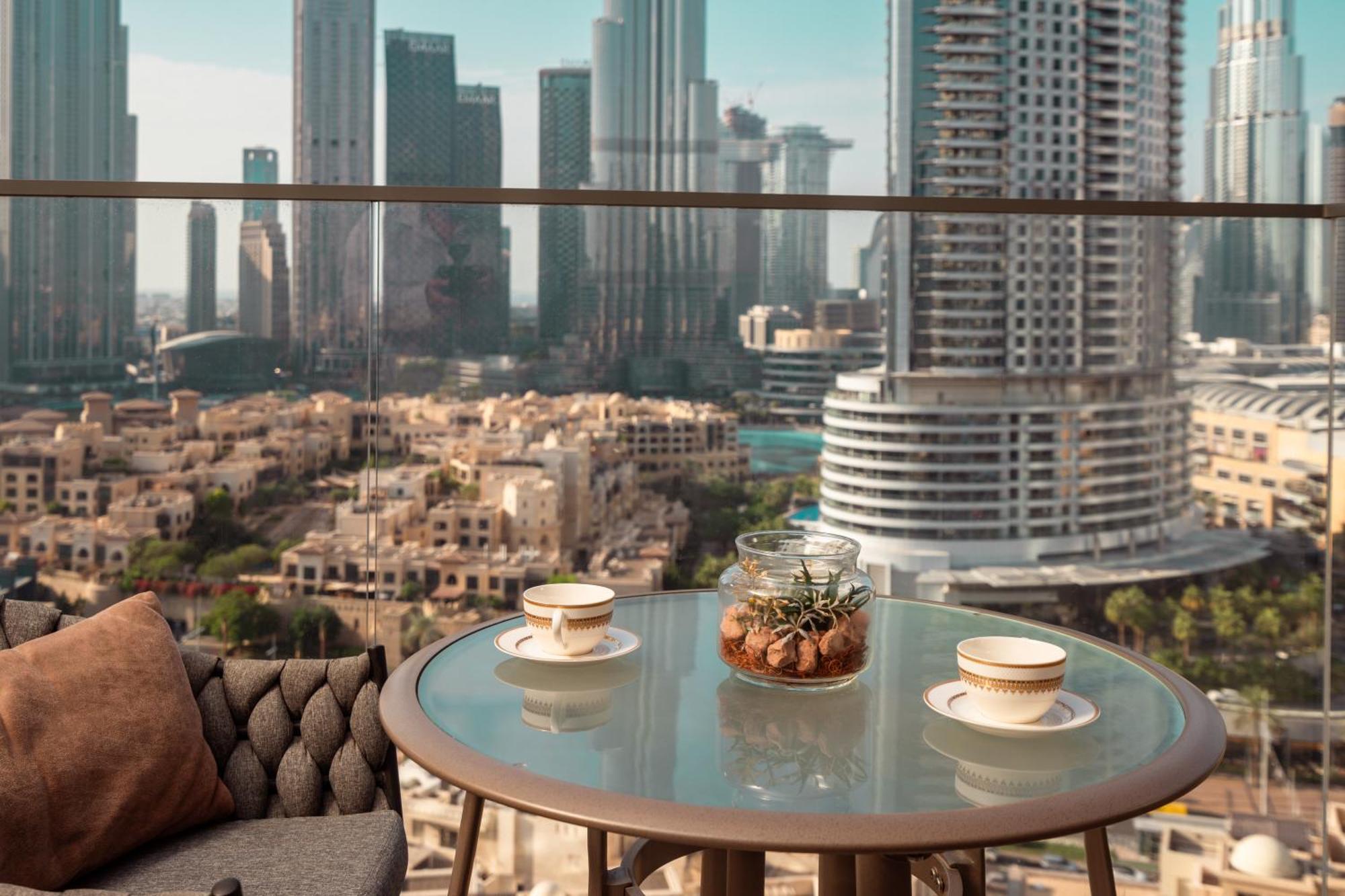 Prime Retreats @ Burj Royale By Emaar Апартаменти *