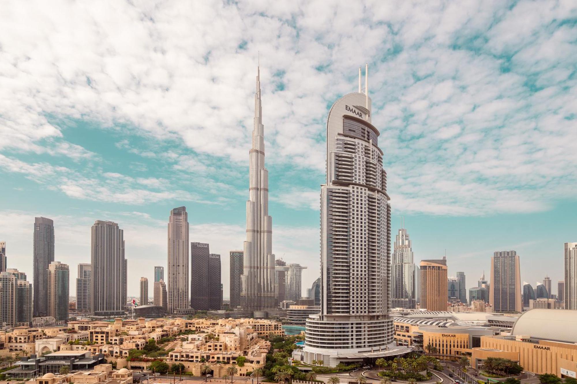 Prime Retreats @ Burj Royale By Emaar * Дубай